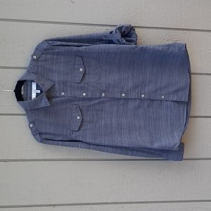 PD & C  MENS BUTTON UP SIZE MED
